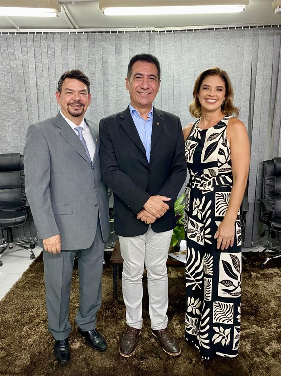 WhatsApp Image 2025-02-12 at 19.10.57 (1).jpeg